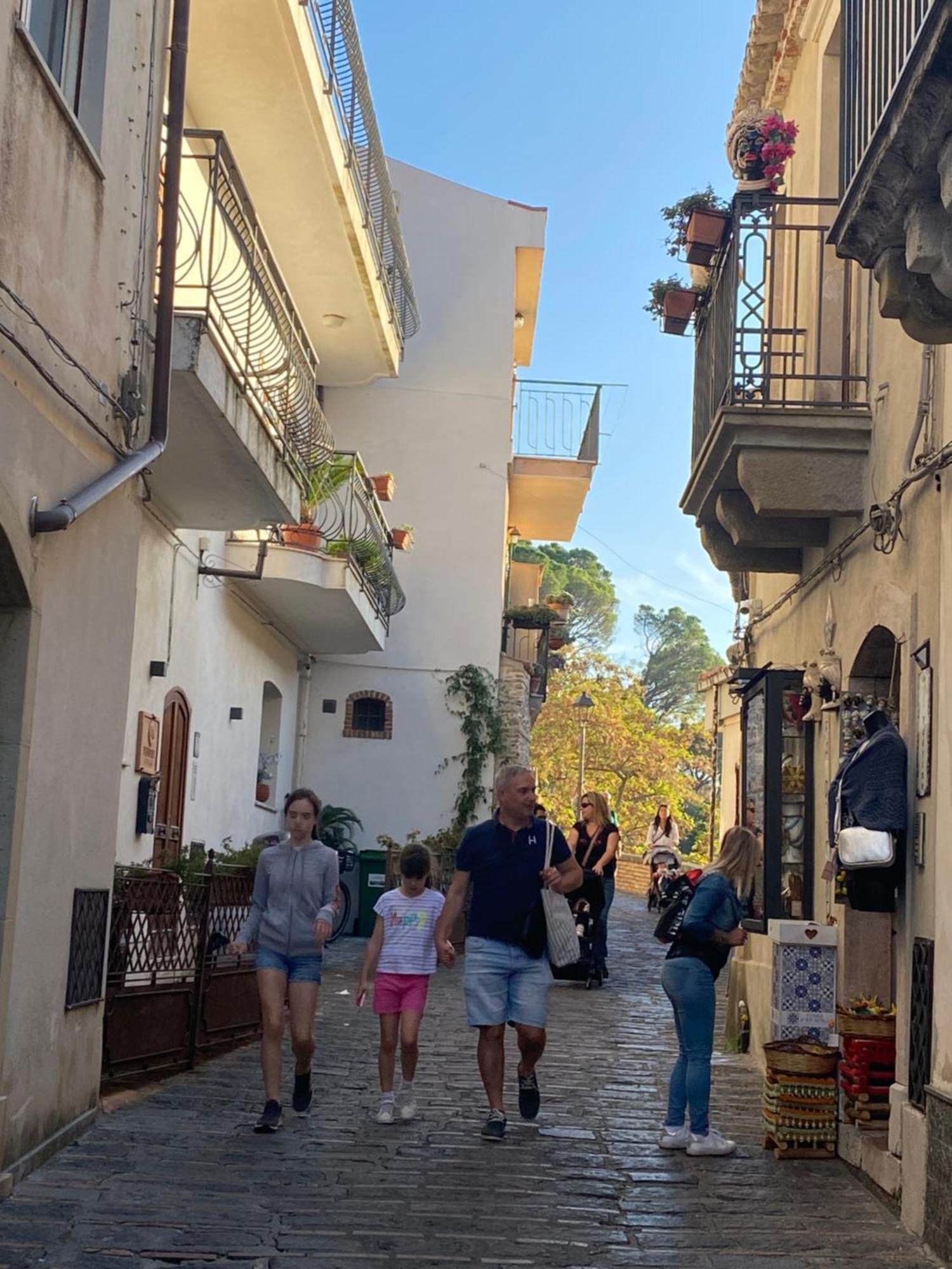 B&B Il Padrino Savoca Exteriör bild