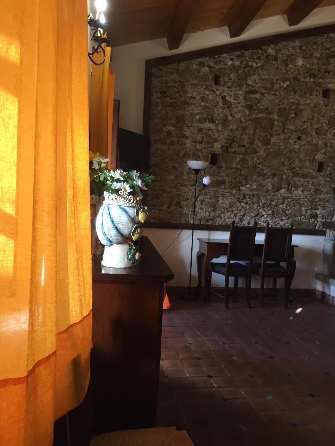 B&B Il Padrino Savoca Exteriör bild
